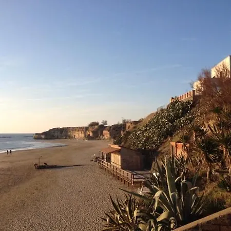 Lighthouse Terrace Family-group Friendly